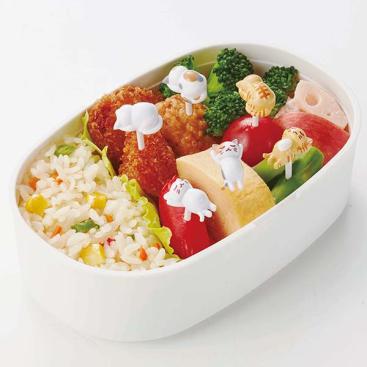 Napichovátka spiace mačičky