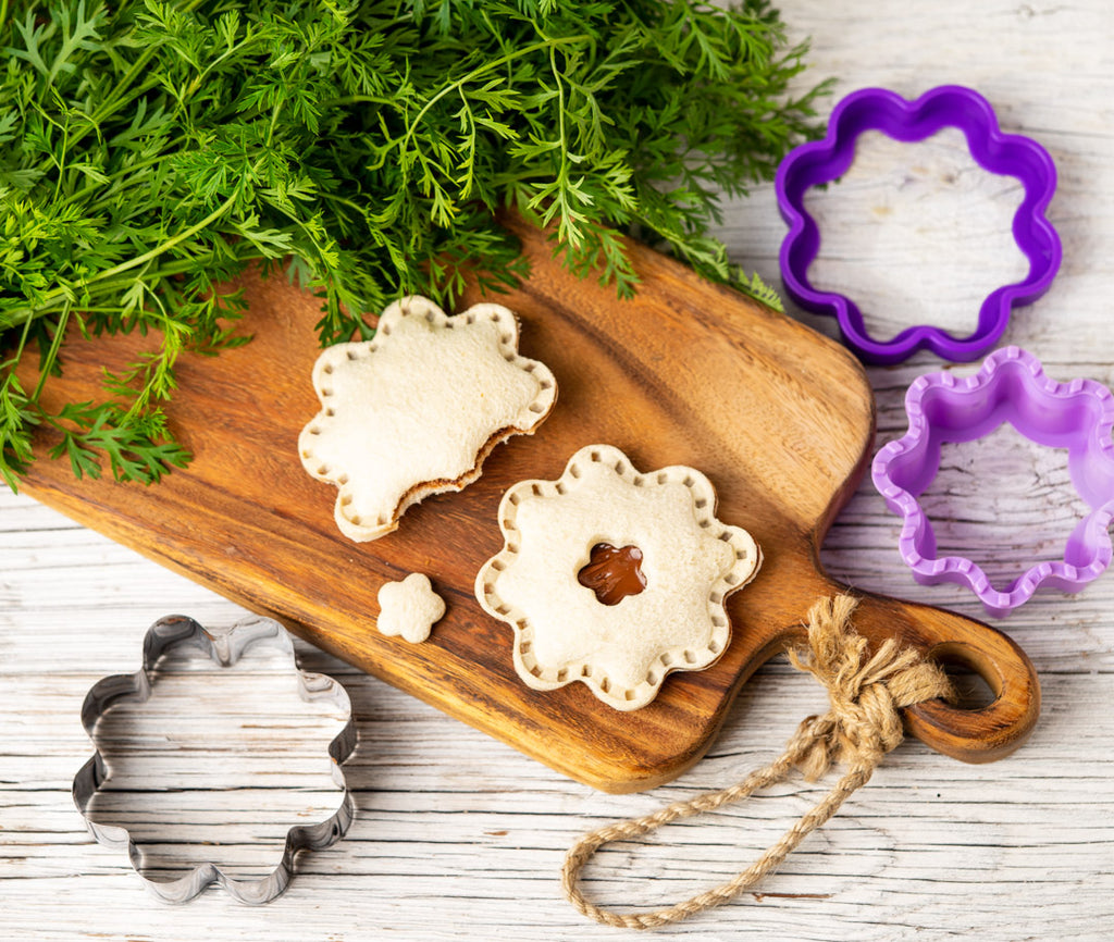 Sada 2 tvorítok Lekkabox na plnené sendviče - hviezda a kvietok