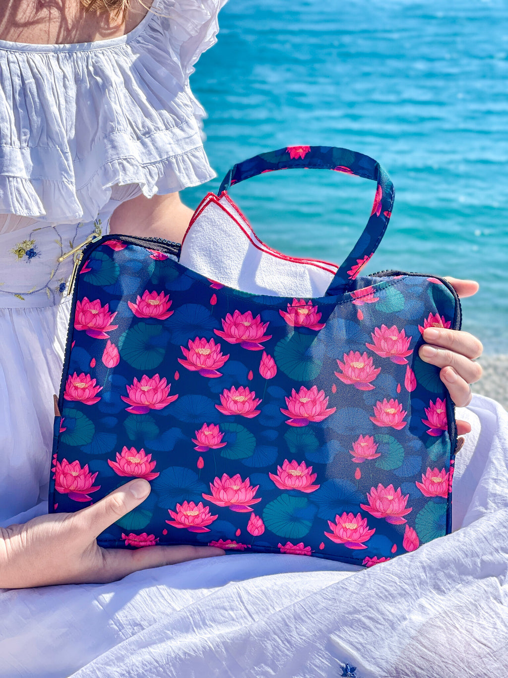 Yumbox POCHE termo izolačná taštička na lunchbox s ušami - Lotus