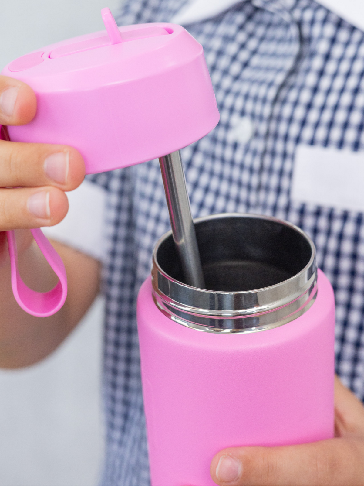 Montii Fusion 475ml - termofľaša so silikonovým chráničom a nerezovou slamkou - svetlo ružová