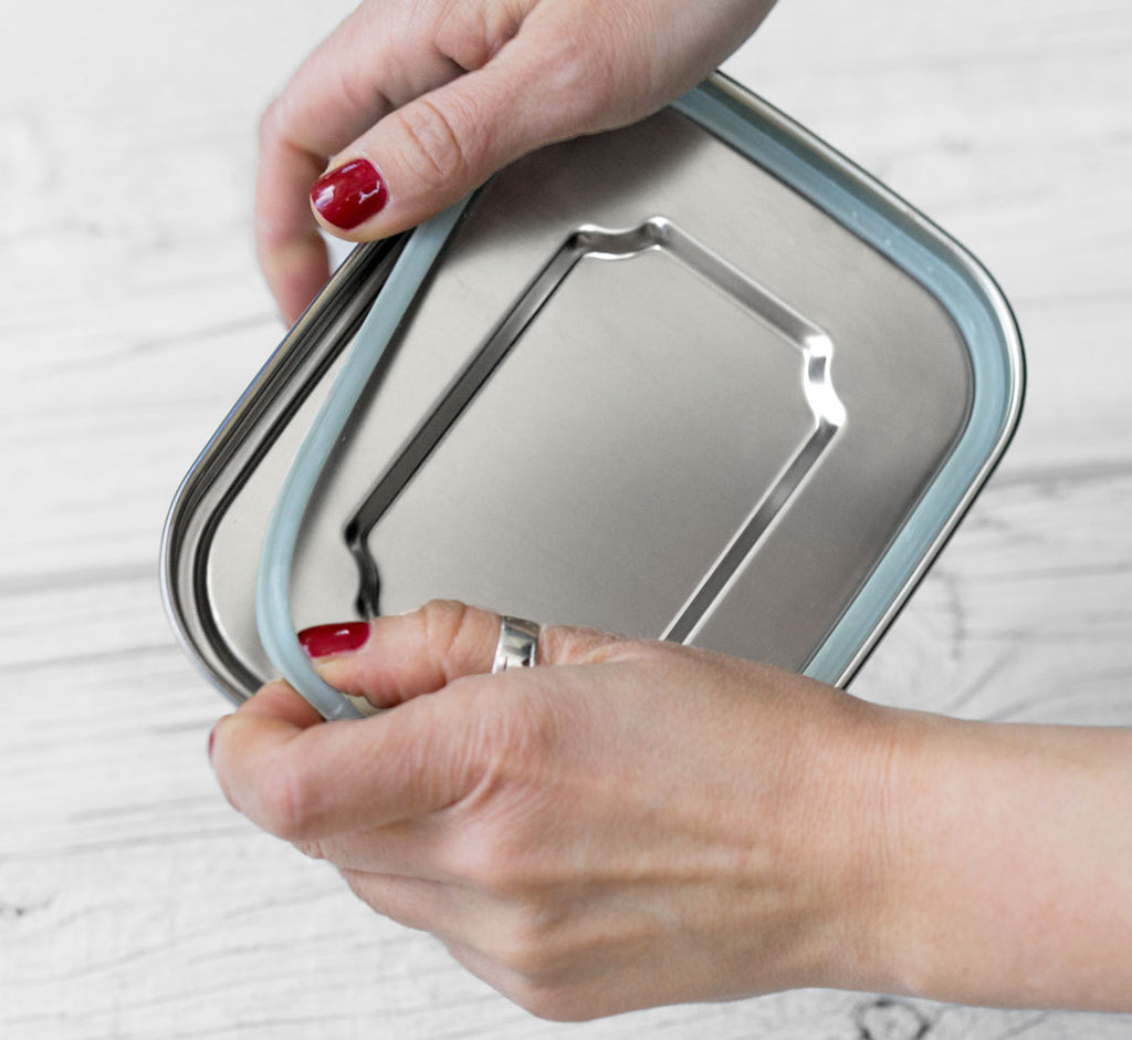 Lekkabox SAFE 800ml - 2x silikónové formičky v balení - strieborná