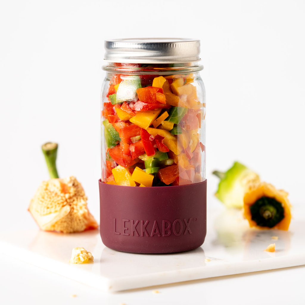 Lekkabox Meal Prep - sklenená nádoba s viečkom so silikónovým chráničom  500ml slivka