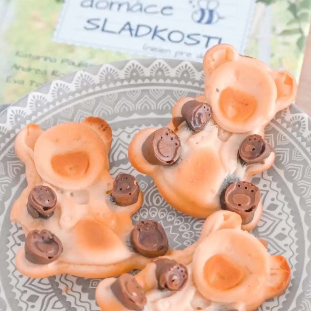 Silikónová forma na pečenie medvedíci ružová