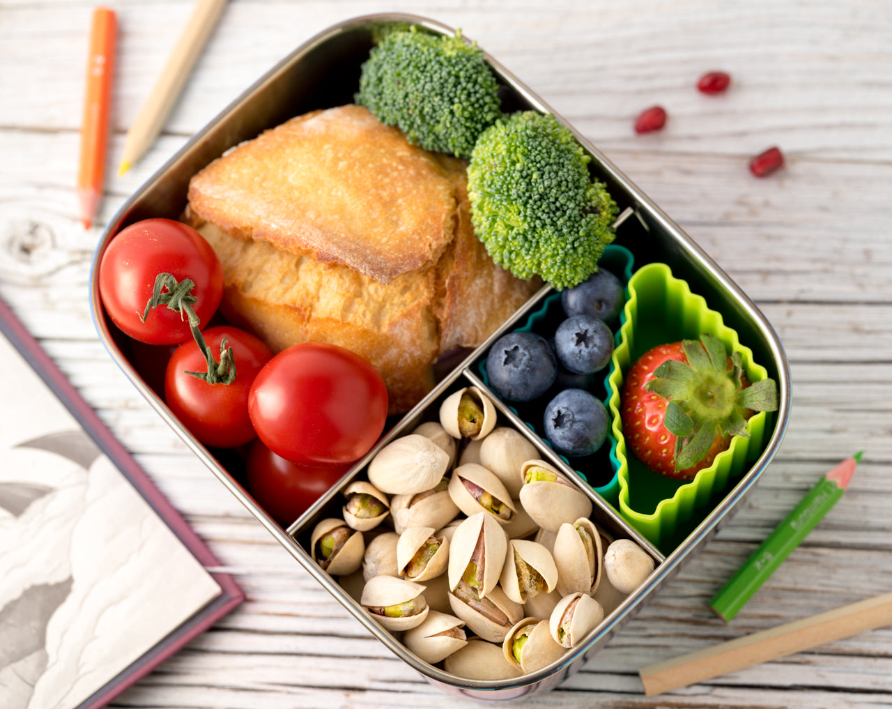 Sada 4 silikónových formičiek pertrolejovo jablková Lekkabox - trojuholníky