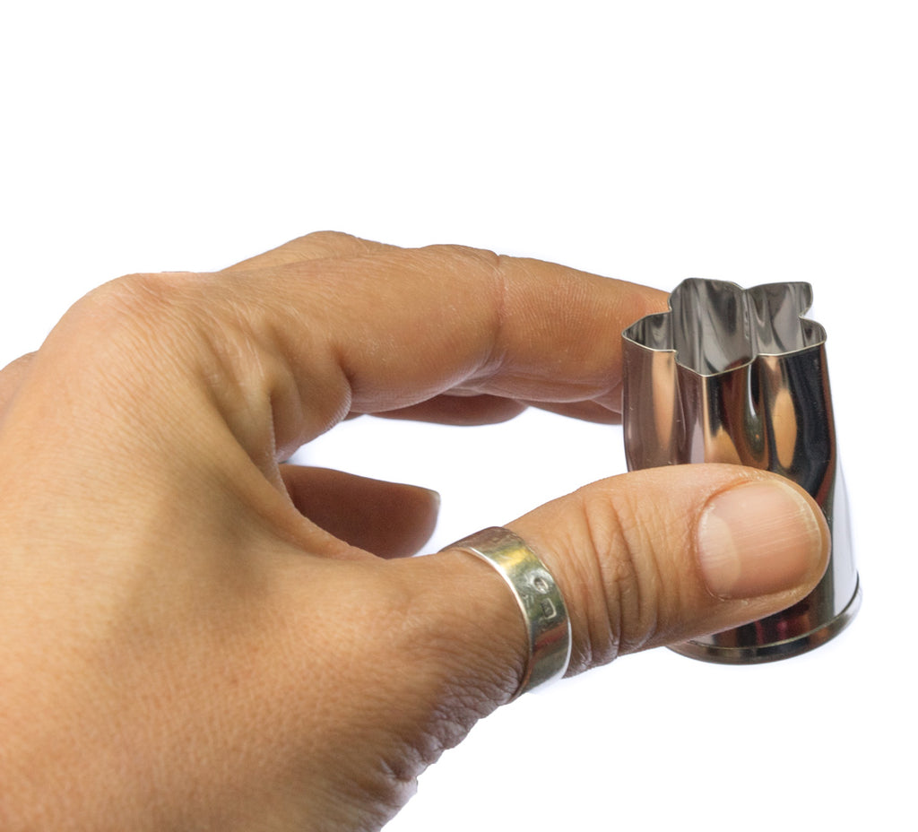 Sada 5 nerezových vykrajovátok Kvietky