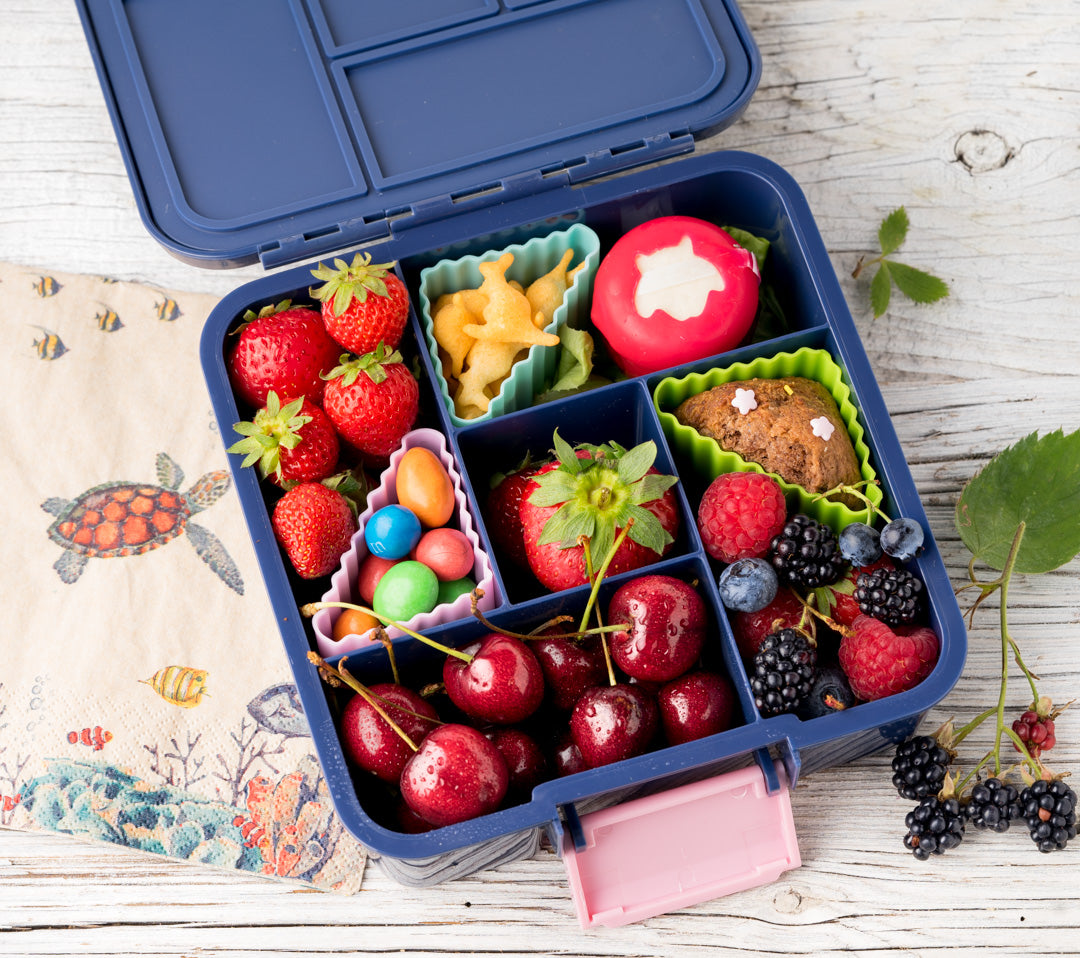 Sada 4 silikónových formičiek ružovo fialová Lekkabox - trojuholníky